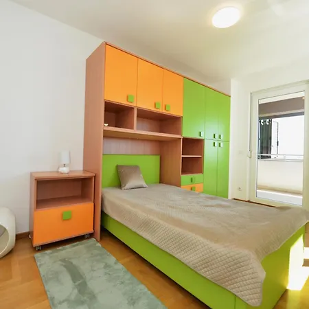 Deluxe 5d Apartment