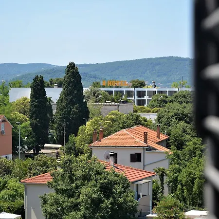 Deluxe 5d * Zadar