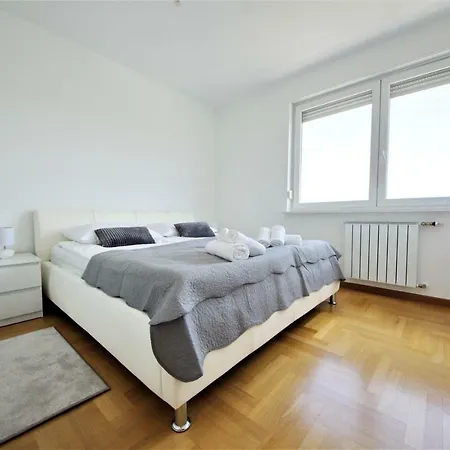 Lejlighed Deluxe 5d