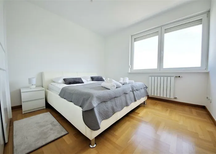 Apartment Deluxe 5d