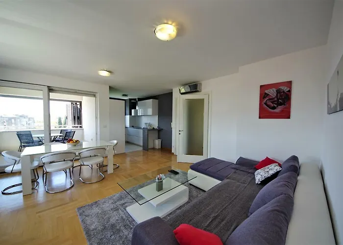Deluxe 5d Apartment