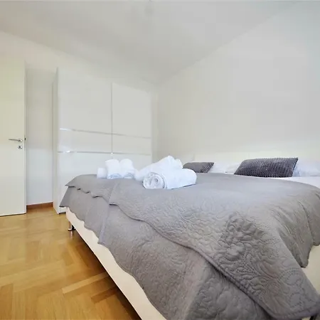 Apartament Deluxe 5d Zadar