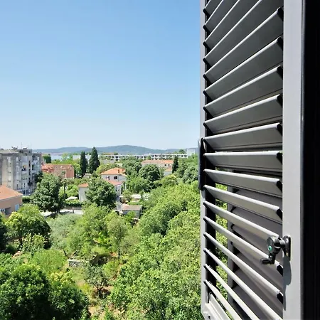 Apartament Deluxe 5d *